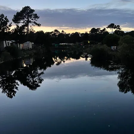 Kemp Mobil Fi11 Les Viviers *